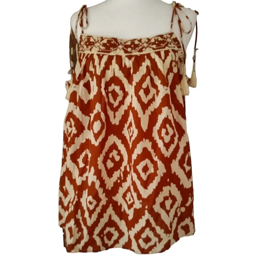 Haute Hippie Ikat Print Tie Shoulder Seashell Tassel Detail Top Size Medium NWT